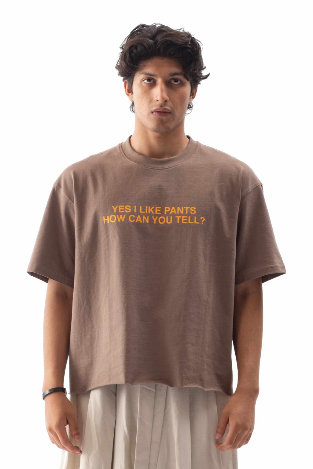Statement Tee Brown