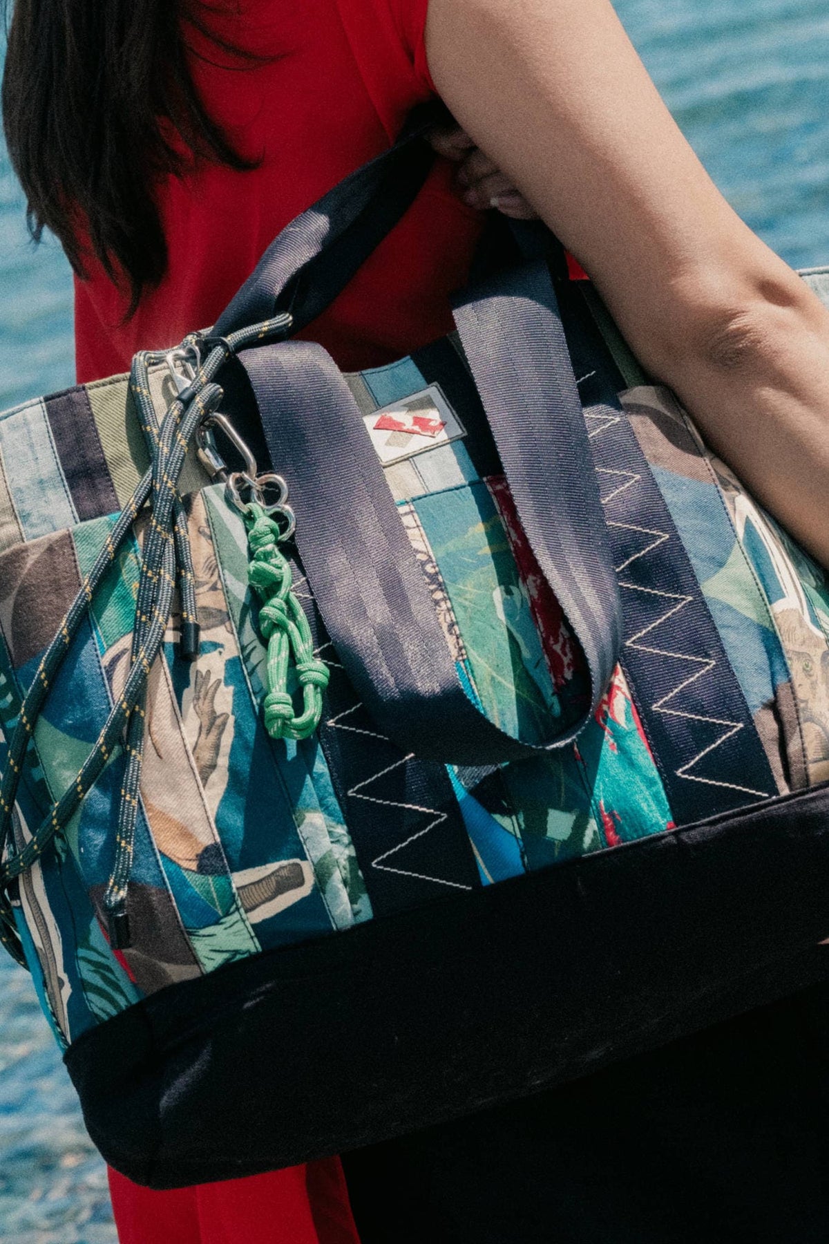 Multi-Pocket Mountain Bag